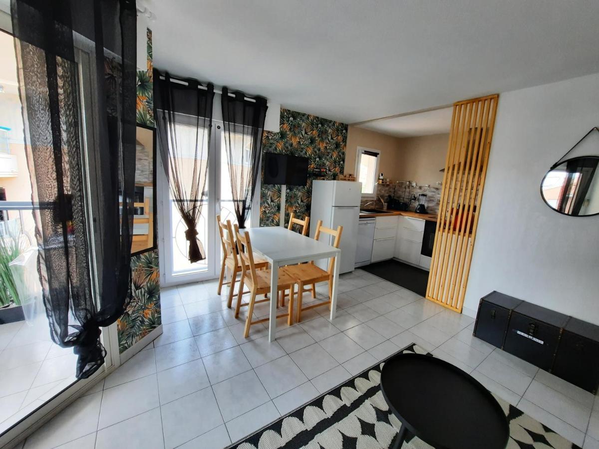 Ferienwohnung Coeur Marina Climatise Terrasse Parking Fréjus Exterior foto