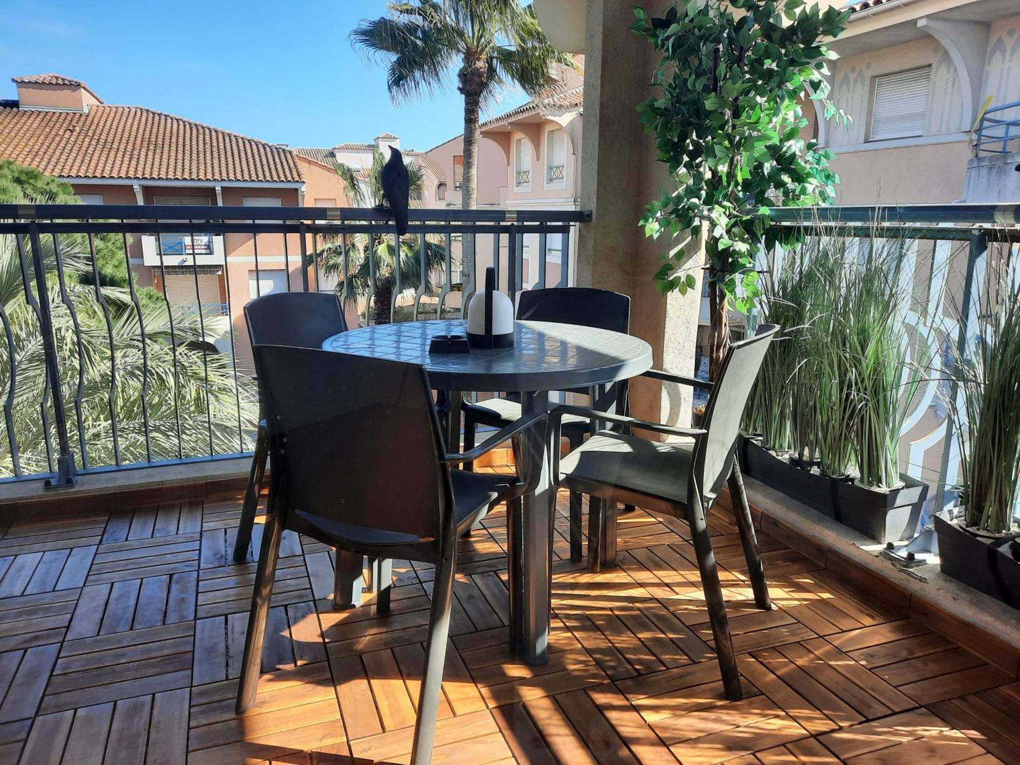 Ferienwohnung Coeur Marina Climatise Terrasse Parking Fréjus Exterior foto
